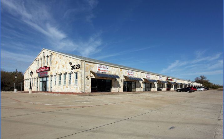 Pictures of Retail, Office property located at 3023 Interstate 30, Rockwall, TX 75087 for lease - image #1