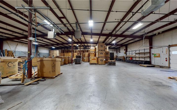 Pictures of Retail, Industrial, Office property located at 713 E Austin Blvd, Nevada, MO 64772 for lease - image #1