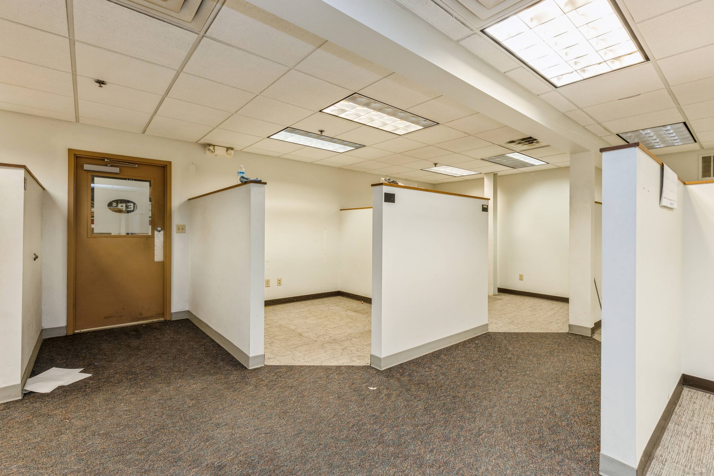 1800 Hull Ave, Des Moines, IA 50313