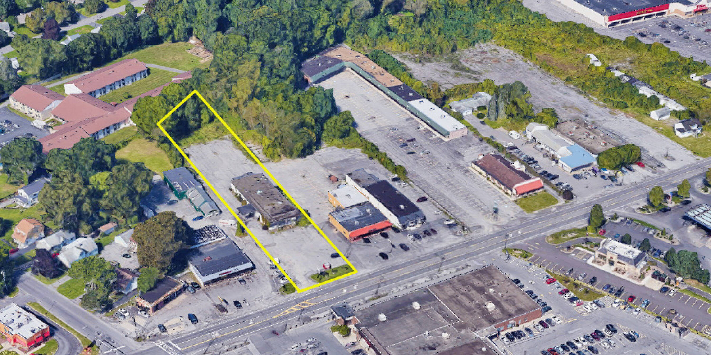 3705 Brewerton Rd, North Syracuse, NY 13212