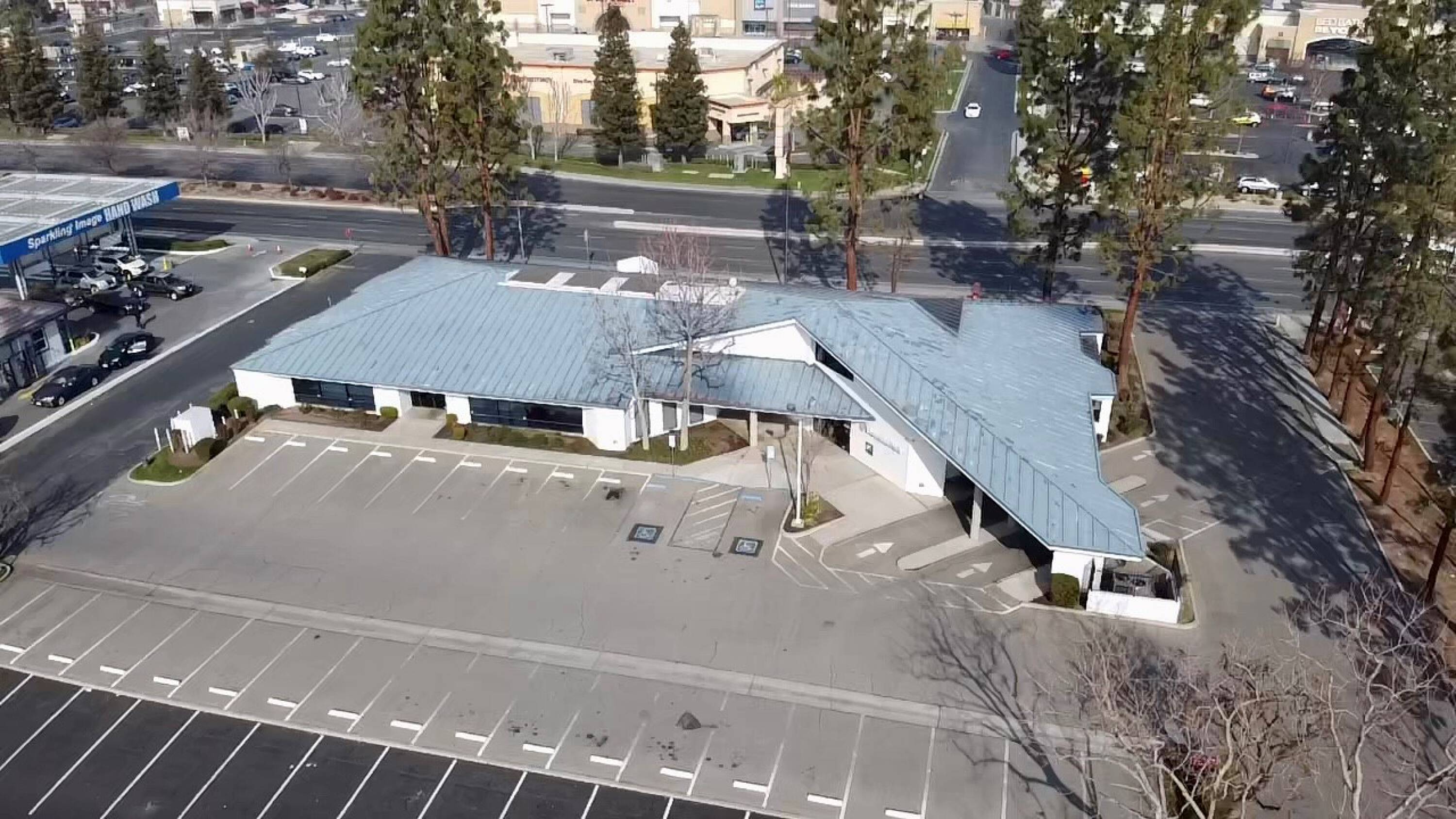 5151 Stockdale Hwy, Bakersfield, CA 93309