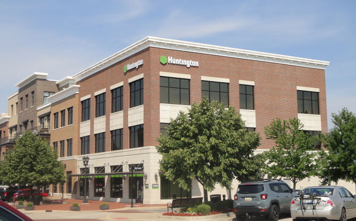 Pictures of Office property located at 21 E Main St, Bay City, MI 48708 for lease - image #1