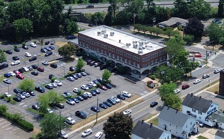Pictures of Office property located at 9 Washington Ave, Hamden, CT 06518 for lease - image #1