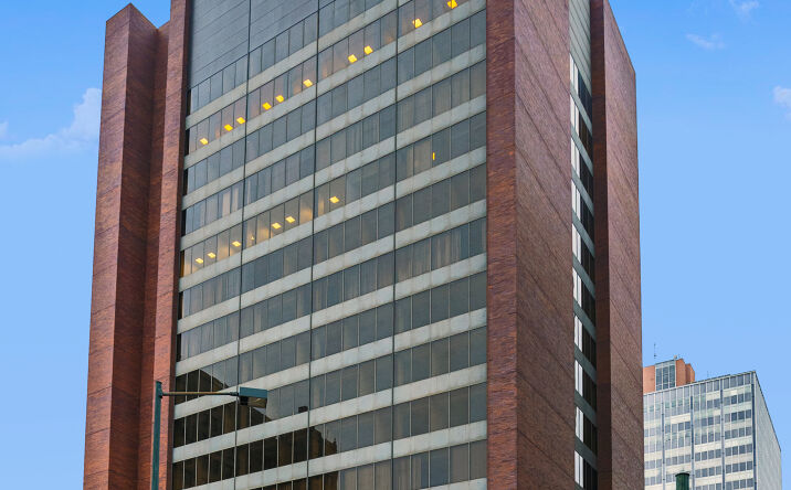 Pictures of Office property located at 400 Texas St, Shreveport, LA 71101 for lease - image #1