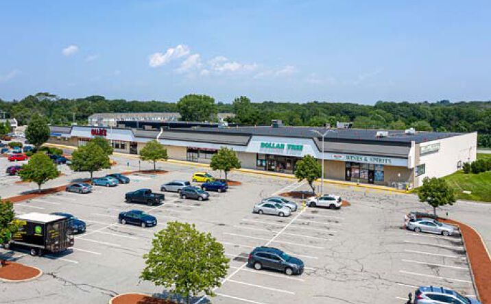 Pictures of Retail property located at 117 Boston Post Rd, Waterford, CT 06385 for lease - image #1