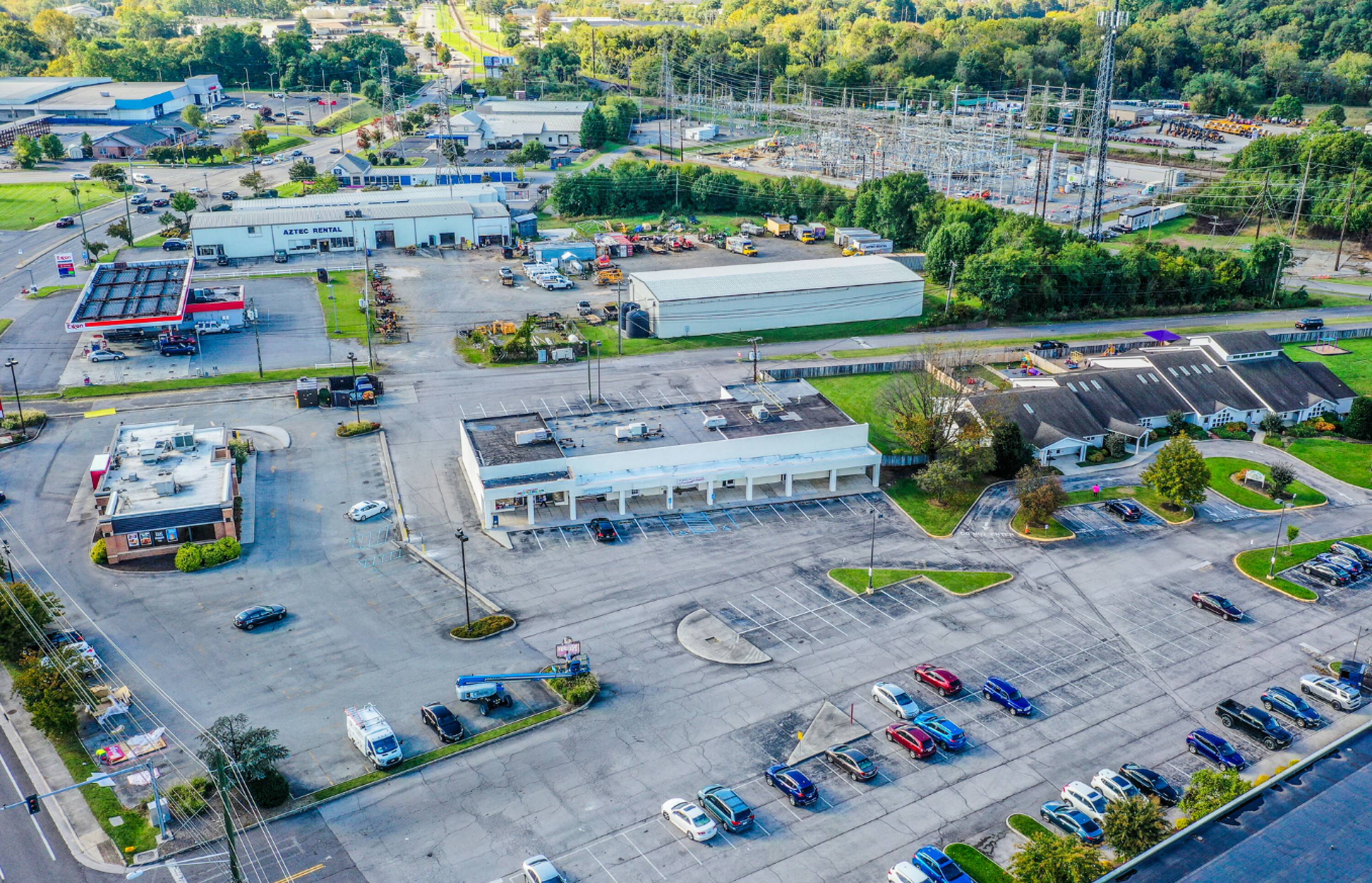 2105 Apperson Dr, Salem, VA 24153