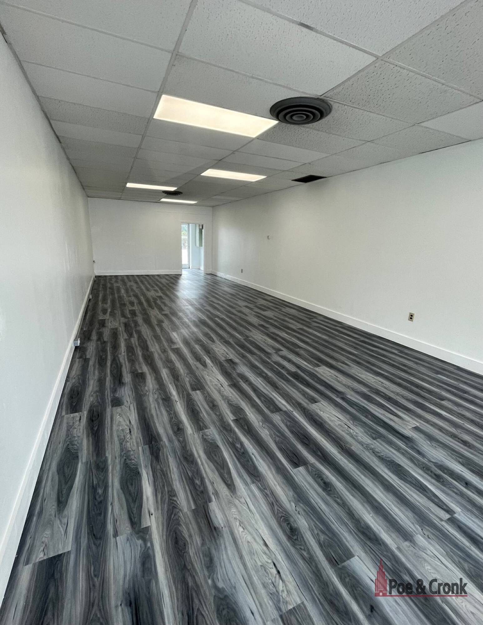 2105 Apperson Dr, Salem, VA 24153