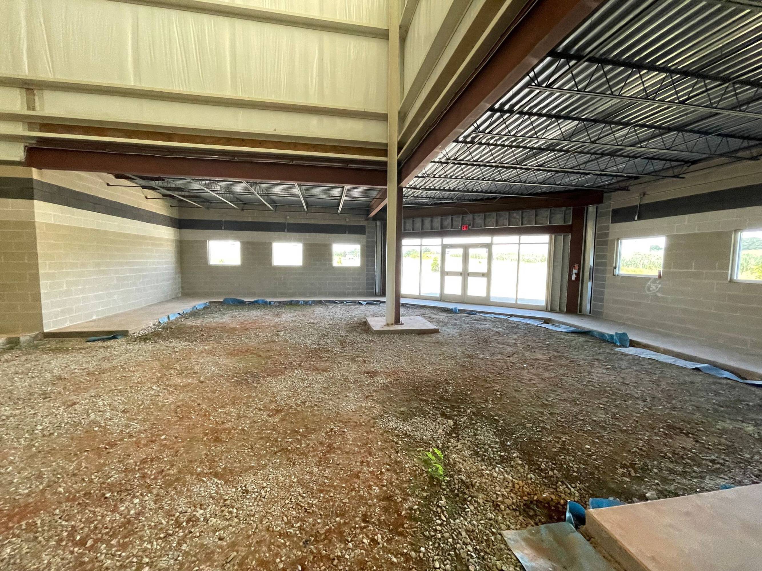 105 Jarvis Brewer Drive Rogersville, Mount Hope, AL 35651