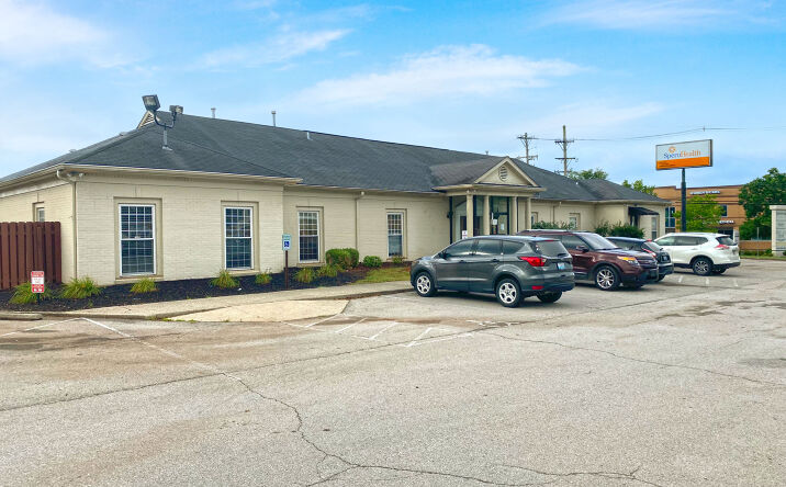 Pictures of Office property located at 1017 Dupont Rd, St Matthews, KY 40207 for sales - image #1