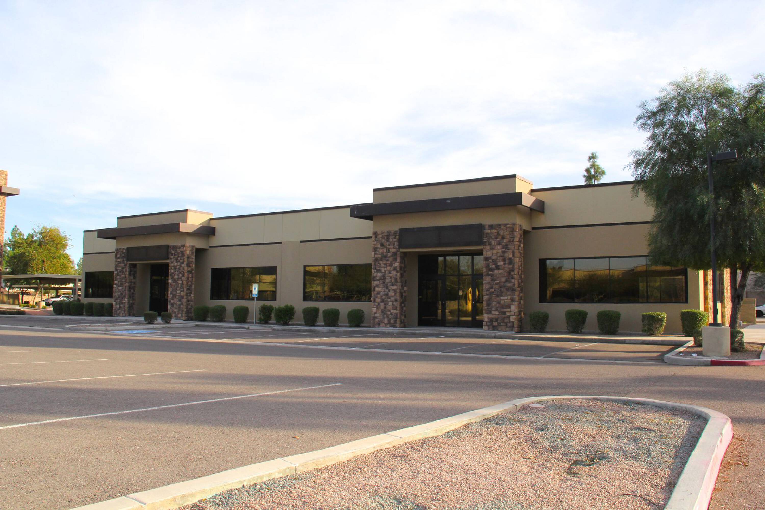 963, 971, 979 N Gilbert Rd, Gilbert, AZ 85234