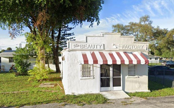 Pictures of Retail property located at 518 W Dania Beach Blvd, Dania Beach, FL 33004 for lease - image #1