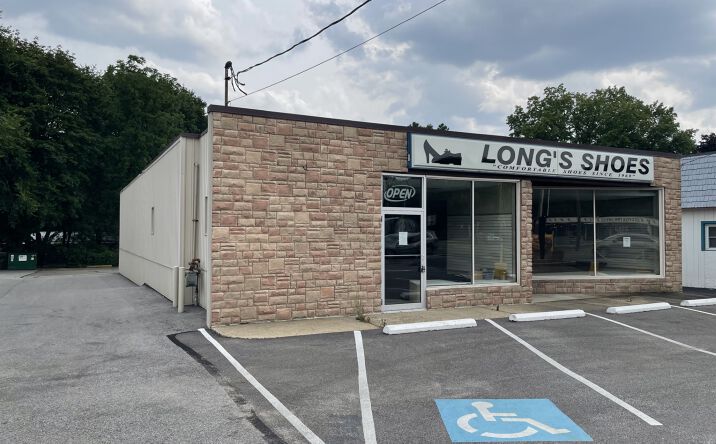 Pictures of Retail, Industrial property located at 3260 Kent Rd, Stow, OH 44224 for lease - image #1
