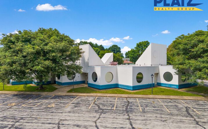 Pictures of Office property located at 810 Ron Park Pl, Youngstown, OH 44512 for lease - image #1