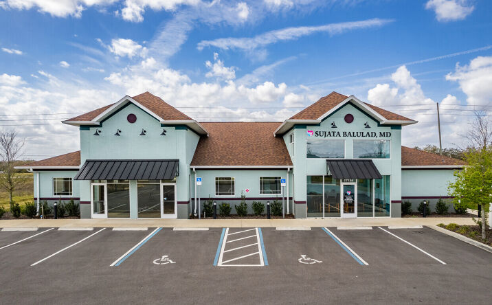 Pictures of Office property located at 17154 SE 109th Terrace Rd, Summerfield, FL 34491 for lease - image #1