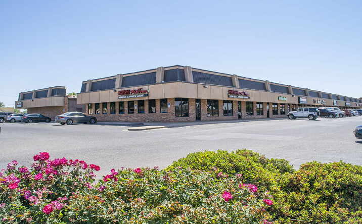 Pictures of Retail, Office property located at 3701 19th St, Lubbock, TX 79410 for lease - image #1