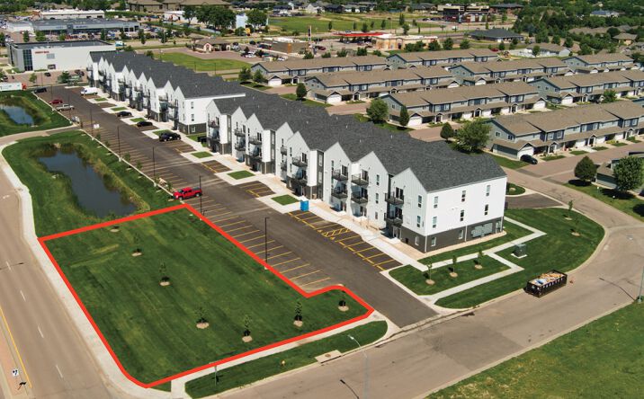 Pictures of Land property located at 200 W 85th St, Sioux Falls, SD 57108 for lease - image #1