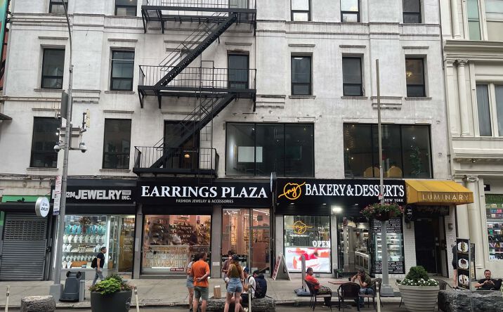Pictures of Retail property located at 1204 Broadway, Nomad, NY 10001 for lease - image #1