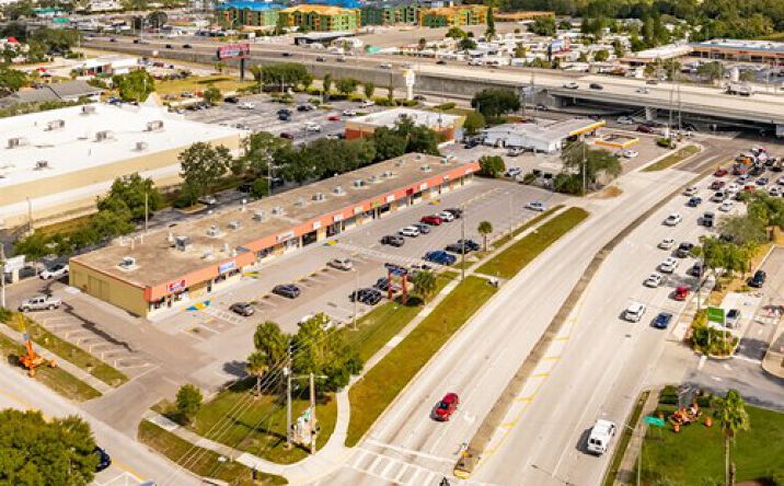Pictures of Retail property located at 2550 Sunset Point Rd, Clearwater, FL 33765 for lease - image #1