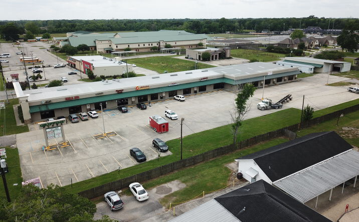 Pictures of Retail property located at 13253 LA-73, Geismar, LA 70734 for lease - image #1