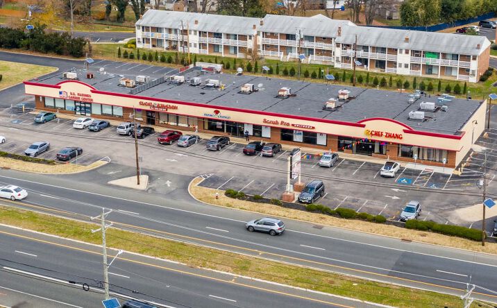 Pictures of Retail property located at 140 NJ-73, Marlton, NJ 08053 for lease - image #1