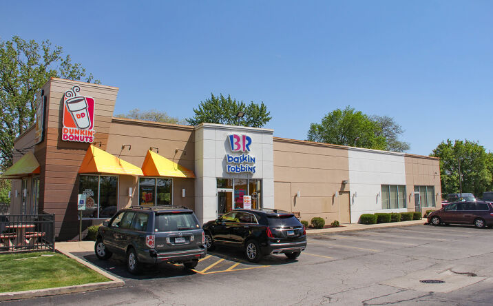 Pictures of Retail property located at 8049 S Harlem Ave, Burbank, IL 60459 for lease - image #1