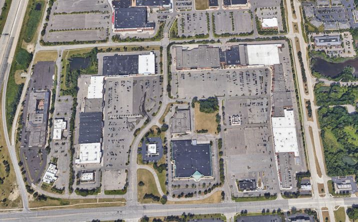 Pictures of Retail property located at 43420-43831 West Oaks Drive, Novi, MI 48377 for lease - image #1