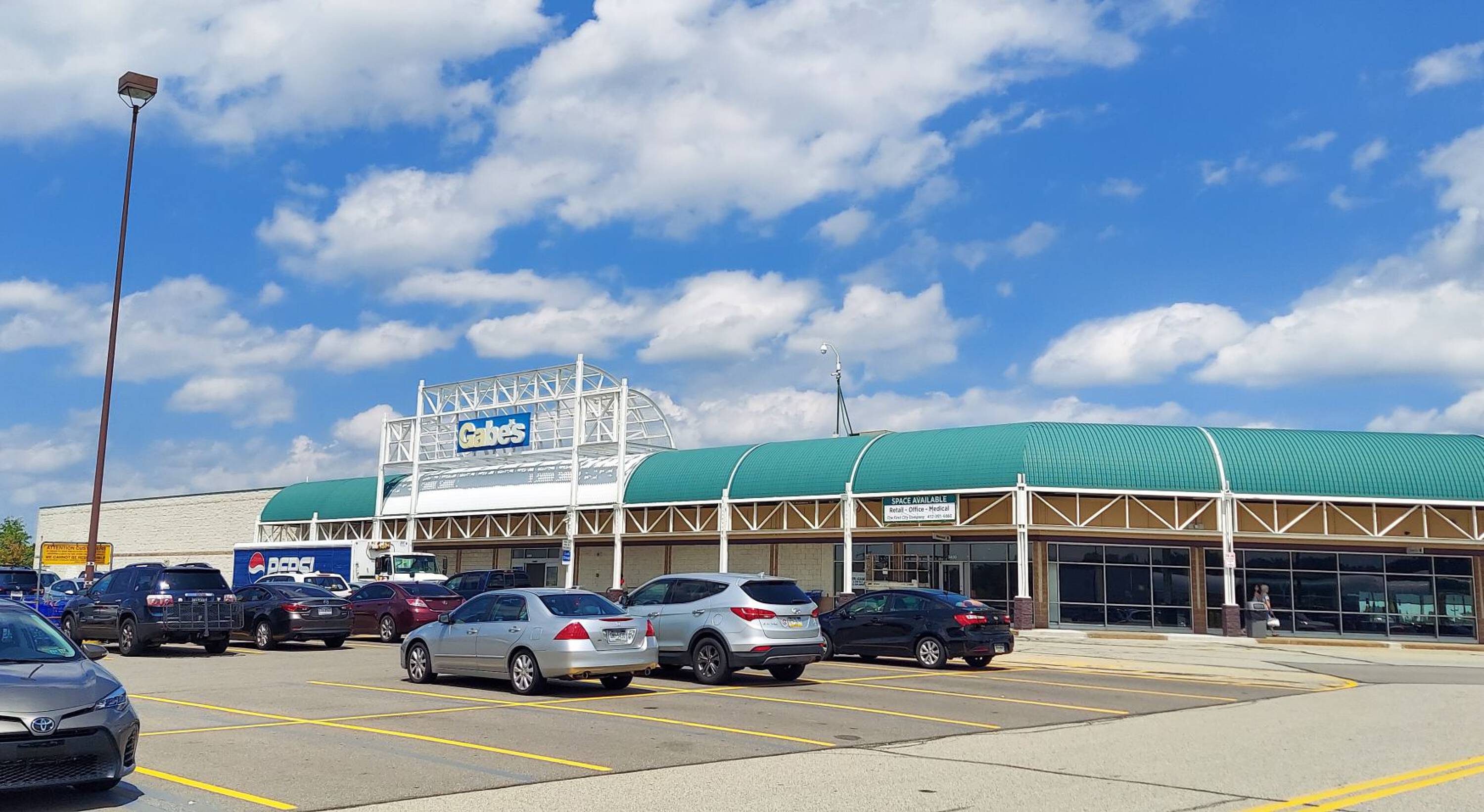 7900 McKnight Rd, Pittsburgh, PA 15237