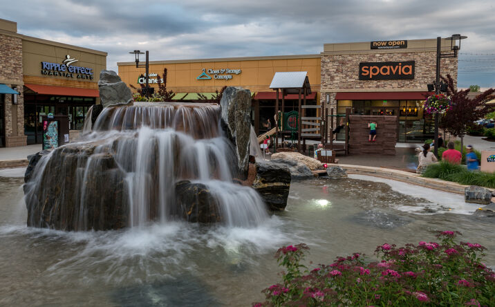 Pictures of Retail, Restaurant, Special Purpose property located at 1250 S Hover St, Longmont, CO 80501 for lease - image #1
