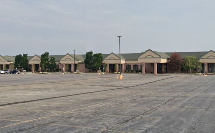 Pictures of Office property located at 6200 State St, Saginaw, MI 48603 for lease - image #1