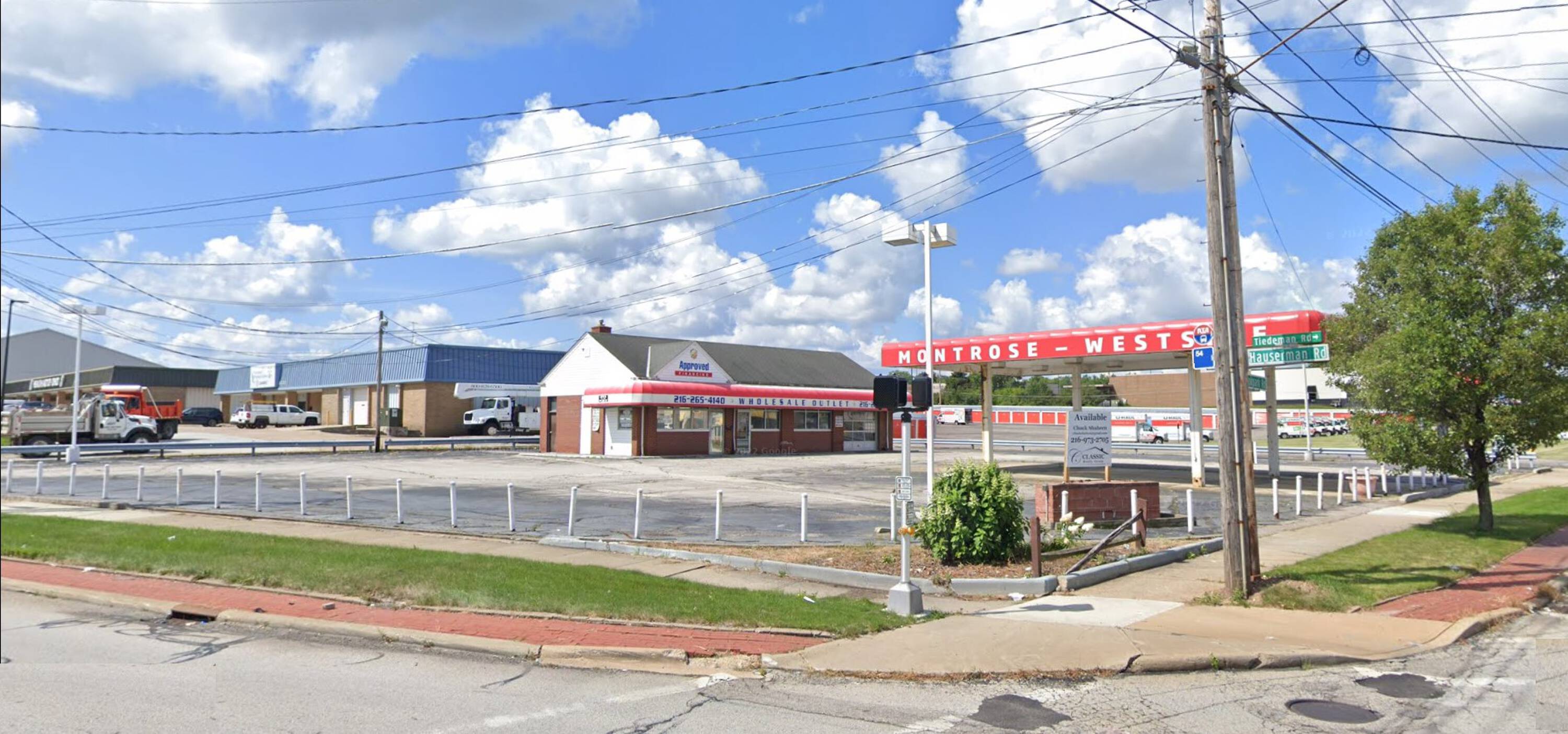 10505 Brookpark Rd, Parma, OH 44130