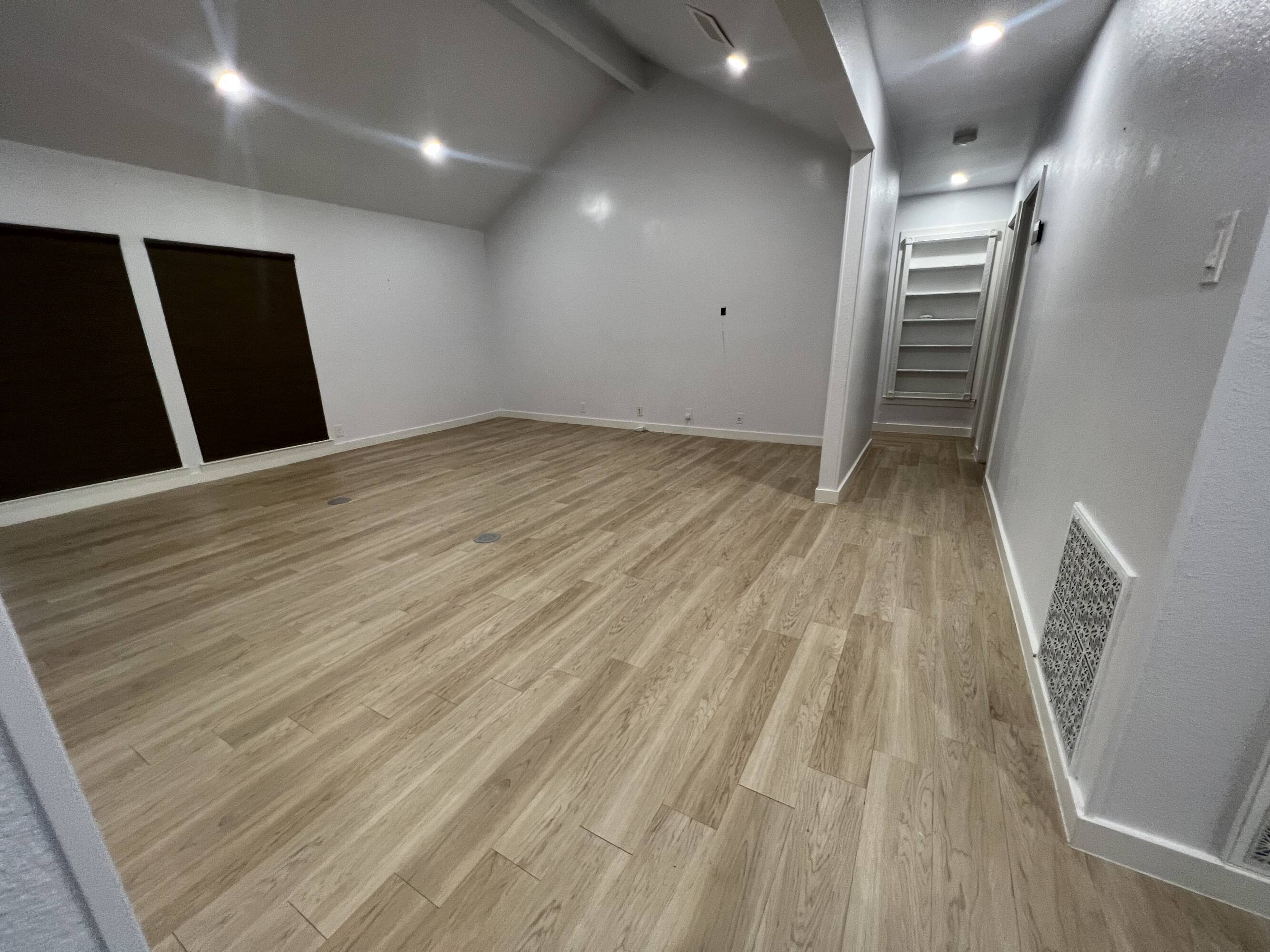 3400 Rowe Ln, Pflugerville, TX 78660