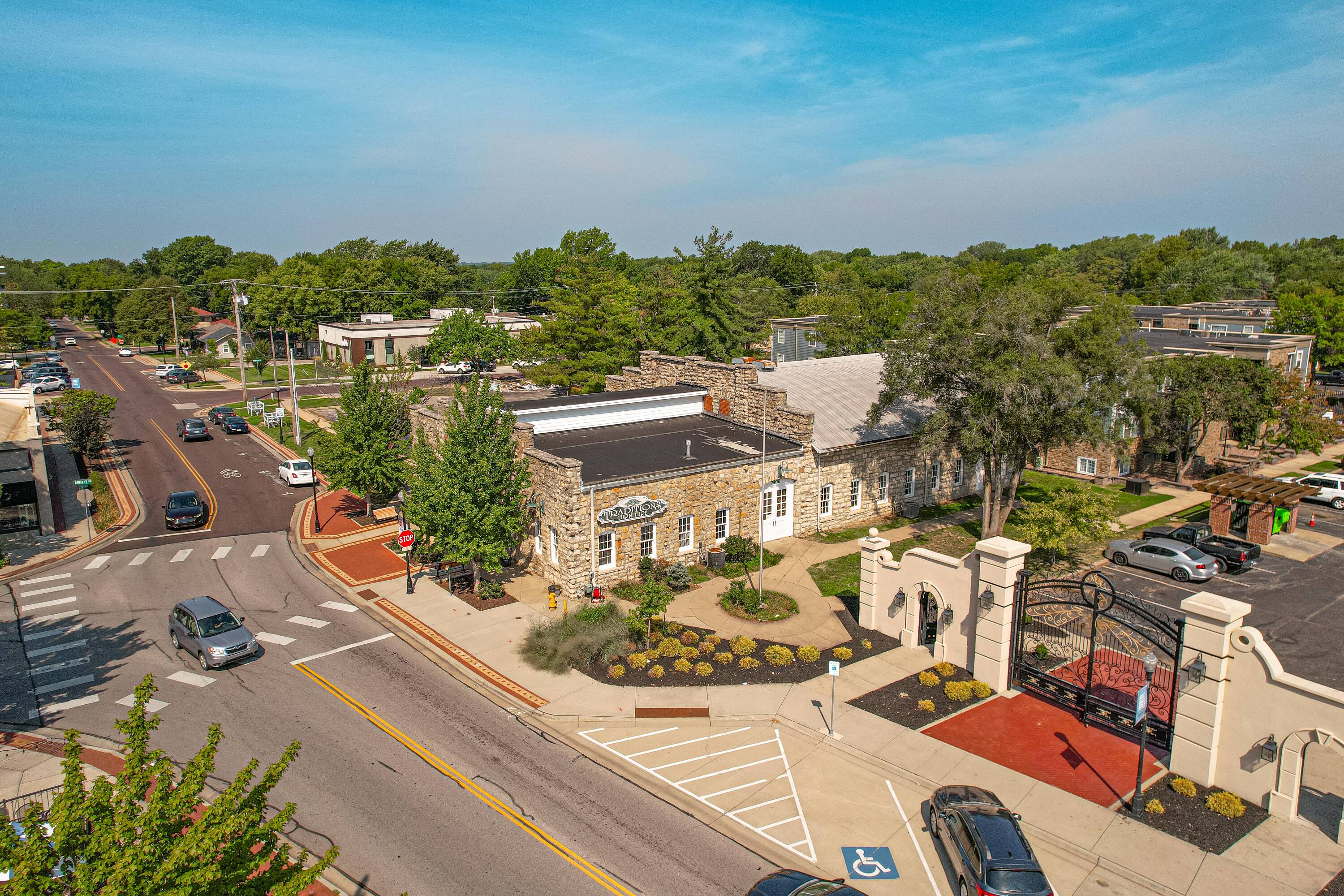 7400 W 79th St, Overland Park, KS 66204