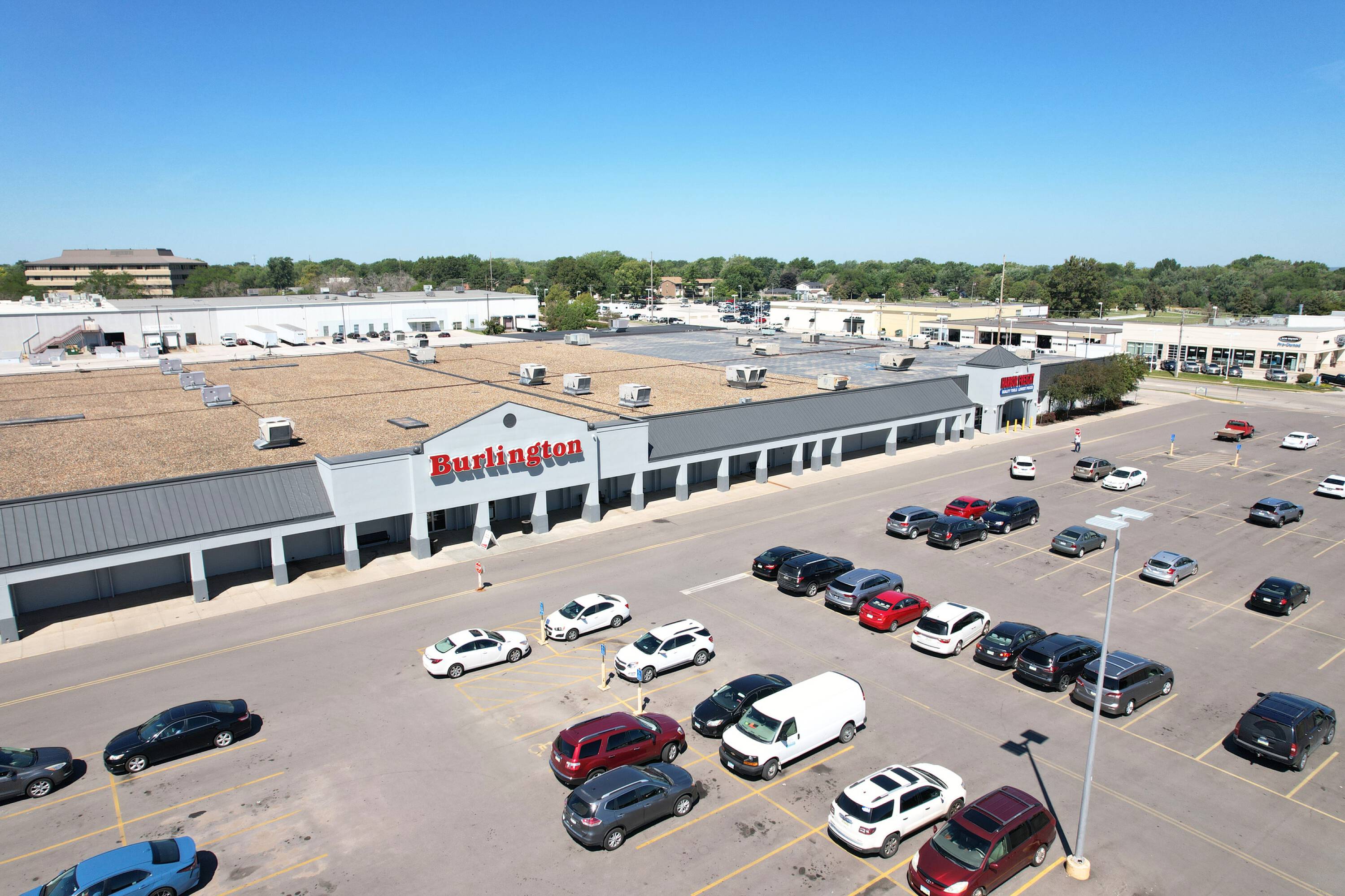 4094 Merle Hay Rd, Des Moines, IA 50310