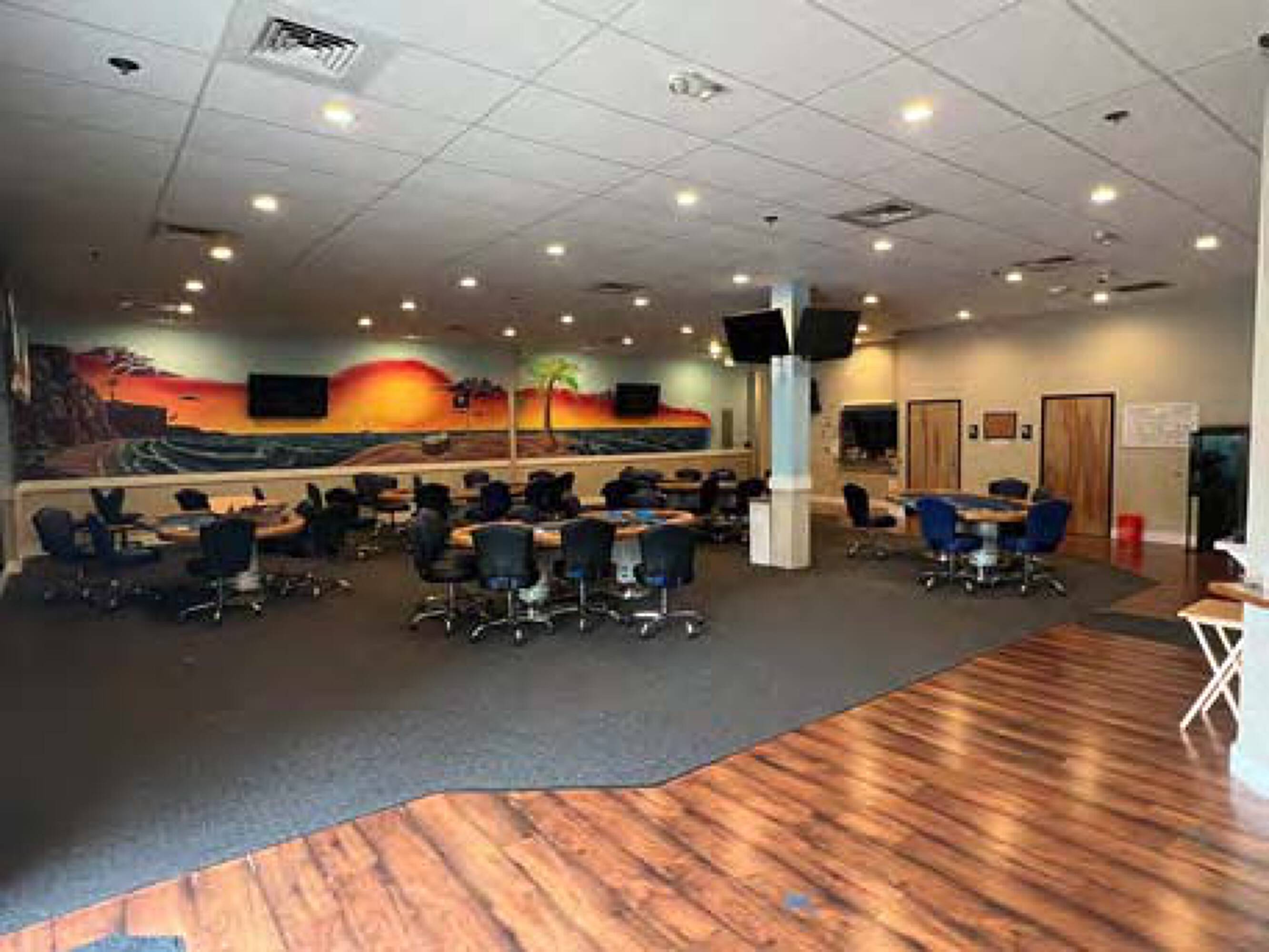 890 Seneca Rd, Eugene, OR 97402