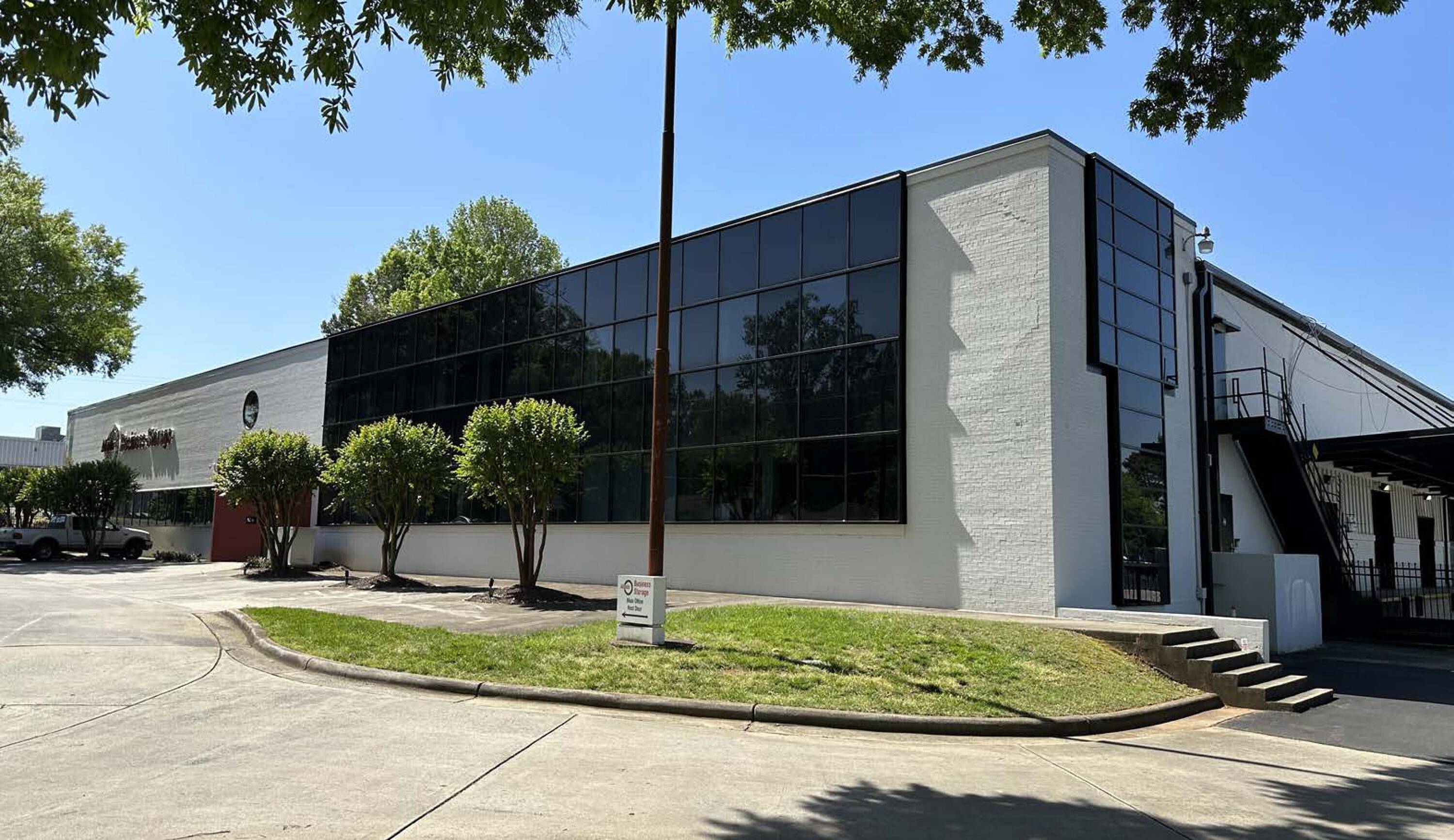 3412 Monroe Rd, Charlotte, NC 28205