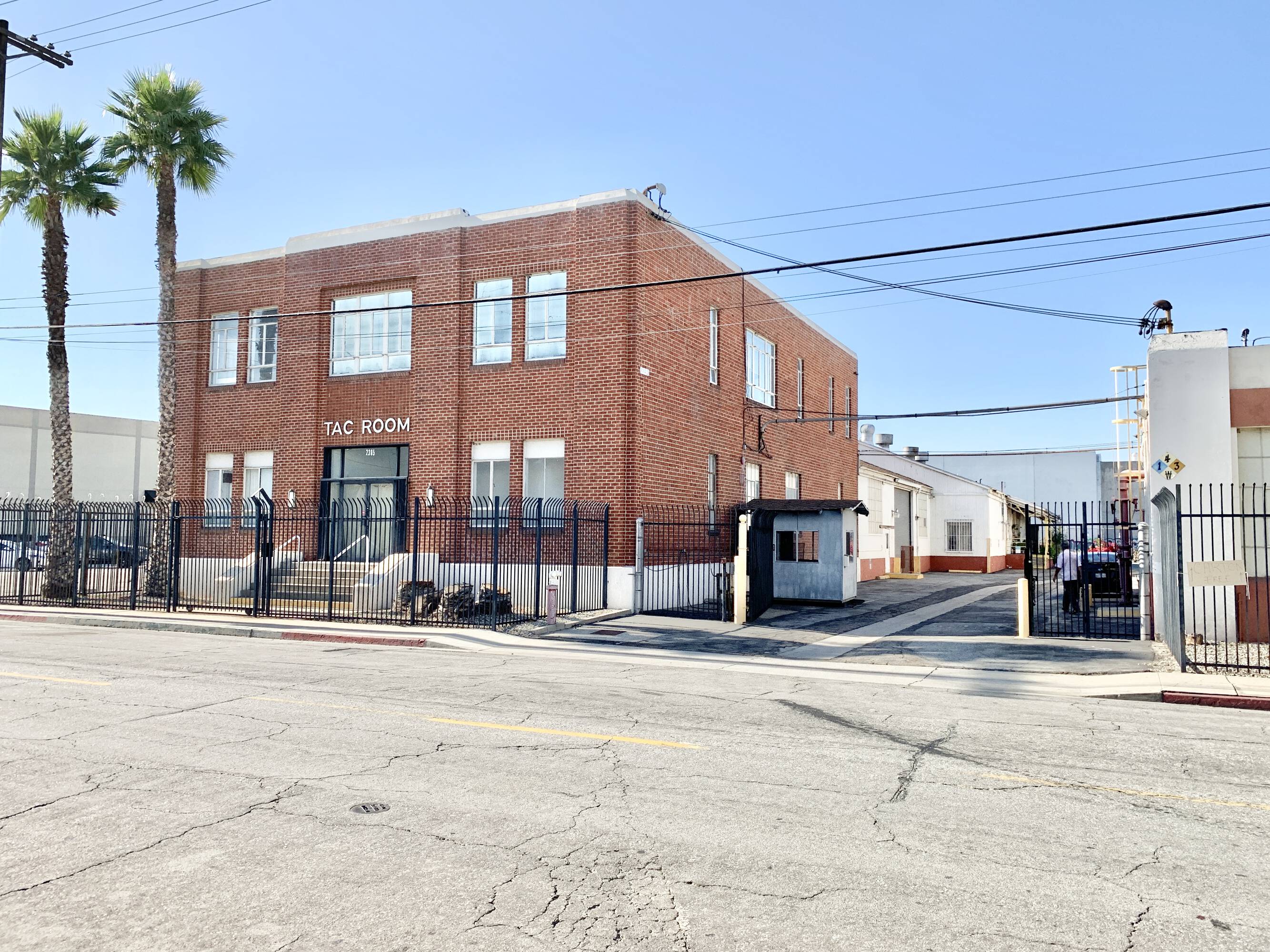 2305-e-52nd-st-vernon-ca-90058-crexi