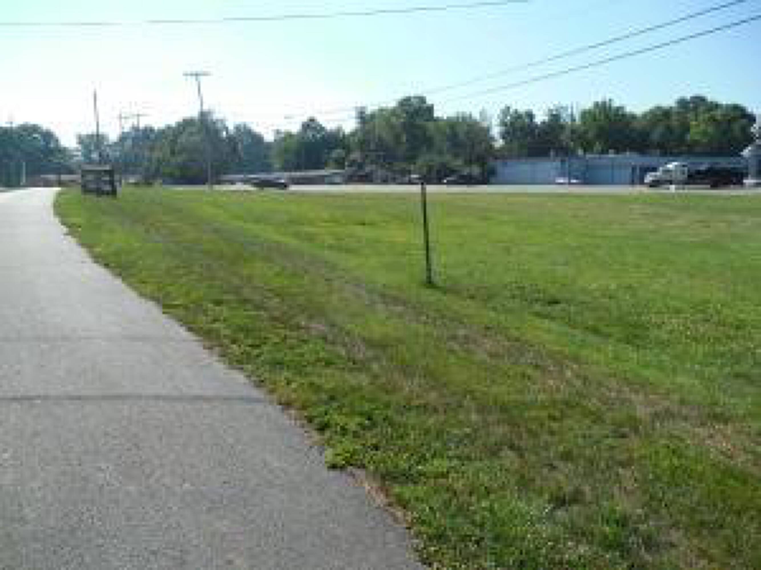 1263 Hebron Rd, Heath, OH 43056