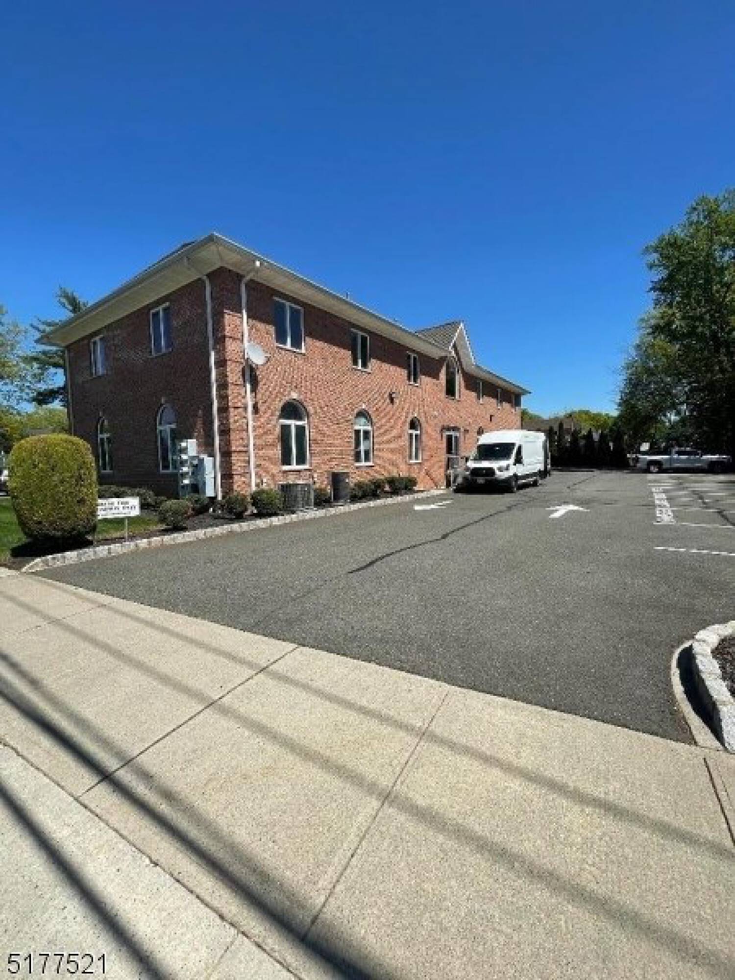 11 Broadway, Clark, NJ 07066