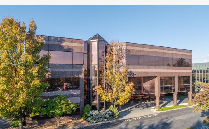 Pictures of Office property located at 3729 Nazareth Rd, Easton, PA 18045 for lease - image #1