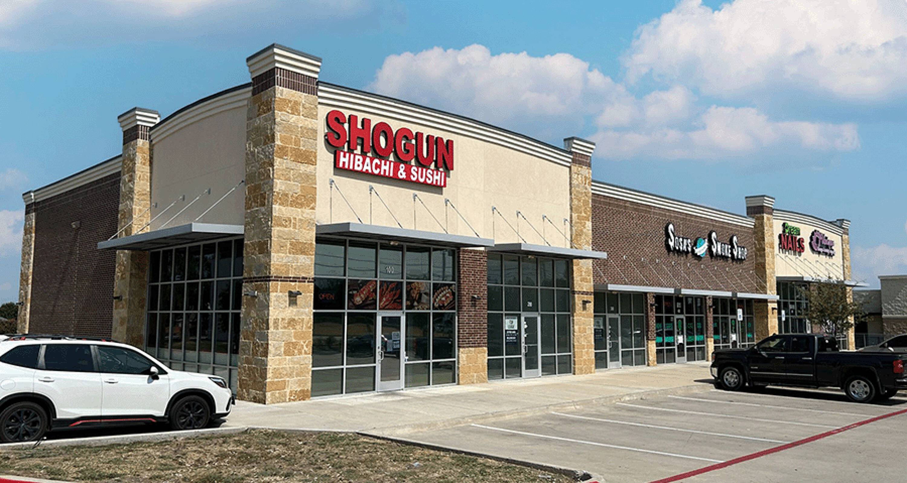 8010 Matlock Rd, Arlington, TX 76002