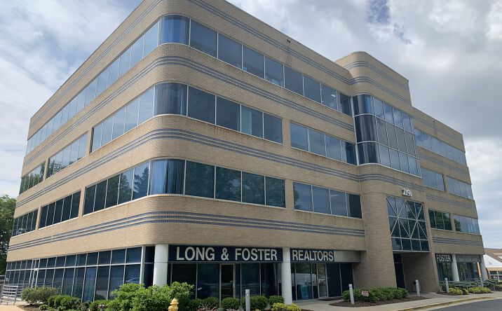 Pictures of Office property located at 2191 Defense Hwy, Crofton, MD 21114 for lease - image #1