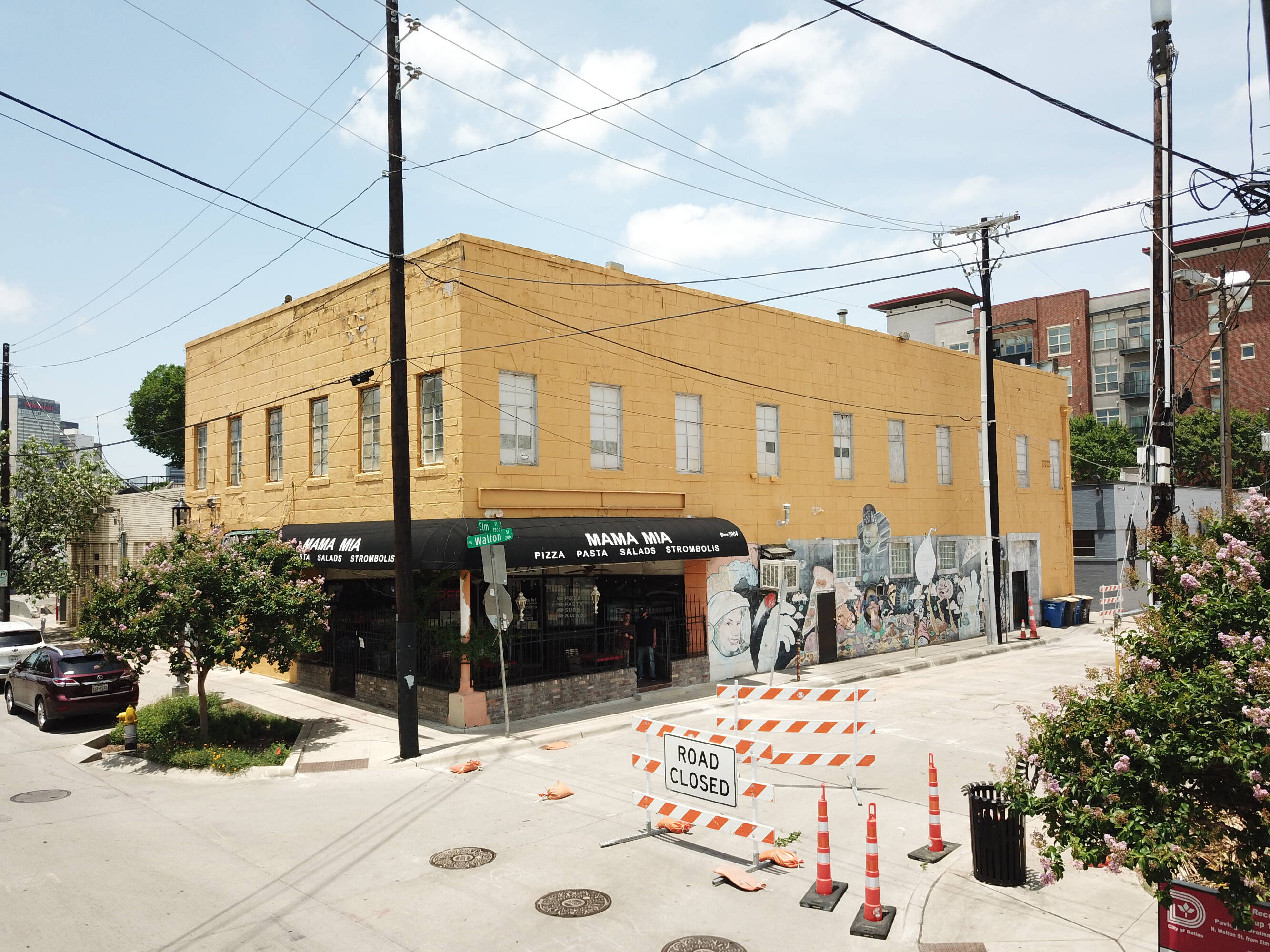2935 Elm St, Dallas, TX 75226