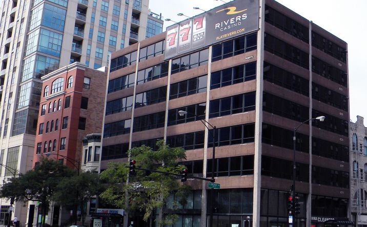 Pictures of Office property located at 770 N La Salle Dr, Chicago, IL 60654 for lease - image #1