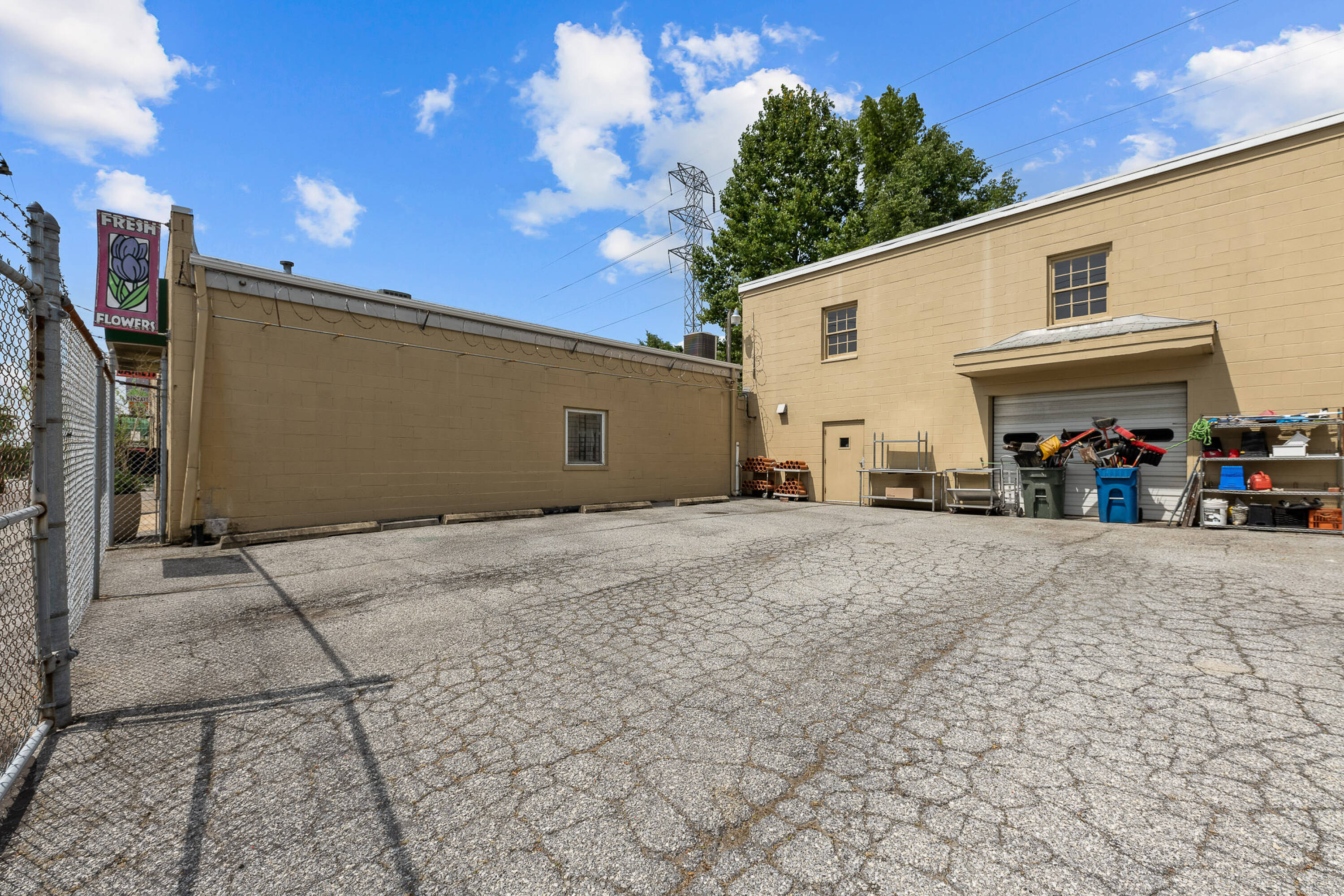 4303 Miller Rd, Wilmington, DE 19802