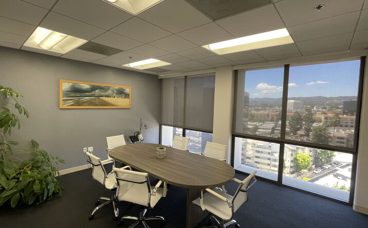 Pictures of Office property located at 11620 Wilshire Blvd, Los Angeles, CA 90025 for lease - image #1