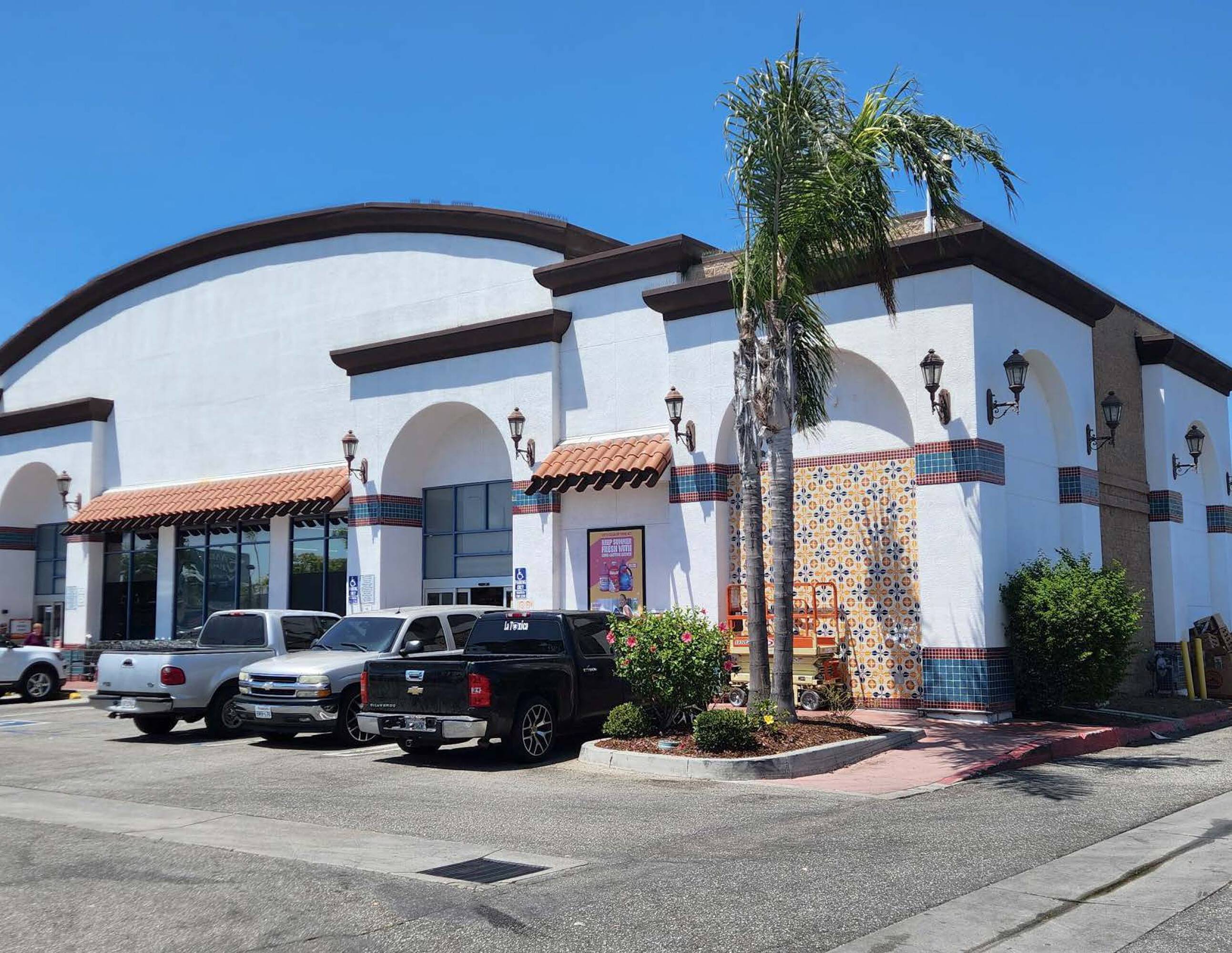 1050 S A St, Oxnard, CA 93030 | Crexi.com