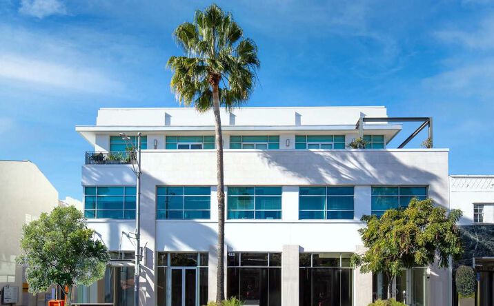 Pictures of Retail, Office property located at 421 N Beverly Dr, Beverly Hills, CA 90210 for lease - image #1