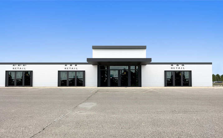 Pictures of Restaurant, Retail, Office property located at 3330 US-10, Moorhead, MN 56560 for lease - image #1