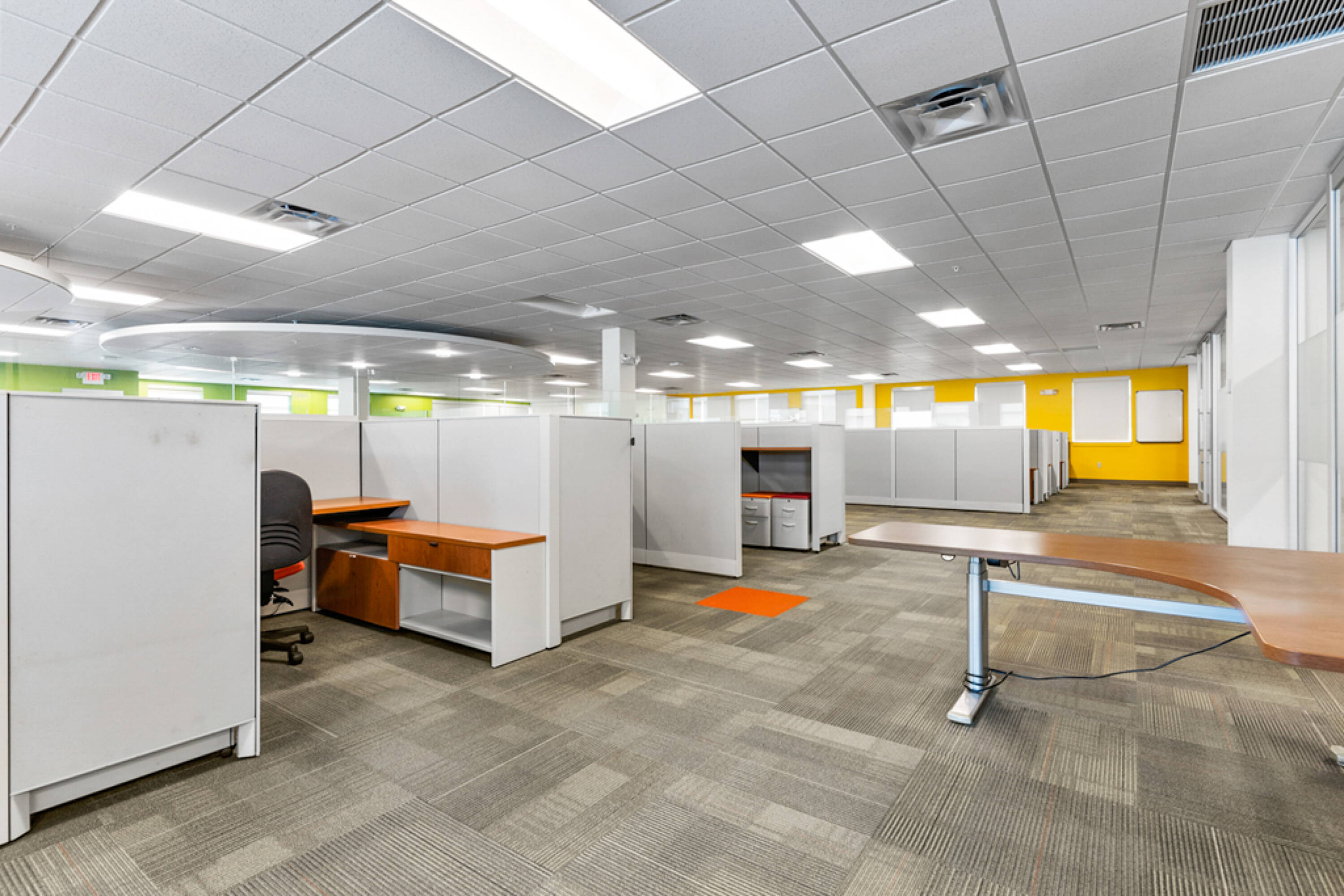 895 Washington Ave, Portland, ME 04103