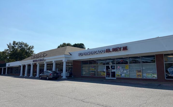 Pictures of Retail property located at 8585 US-51, Southaven, MS 38671 for lease - image #1